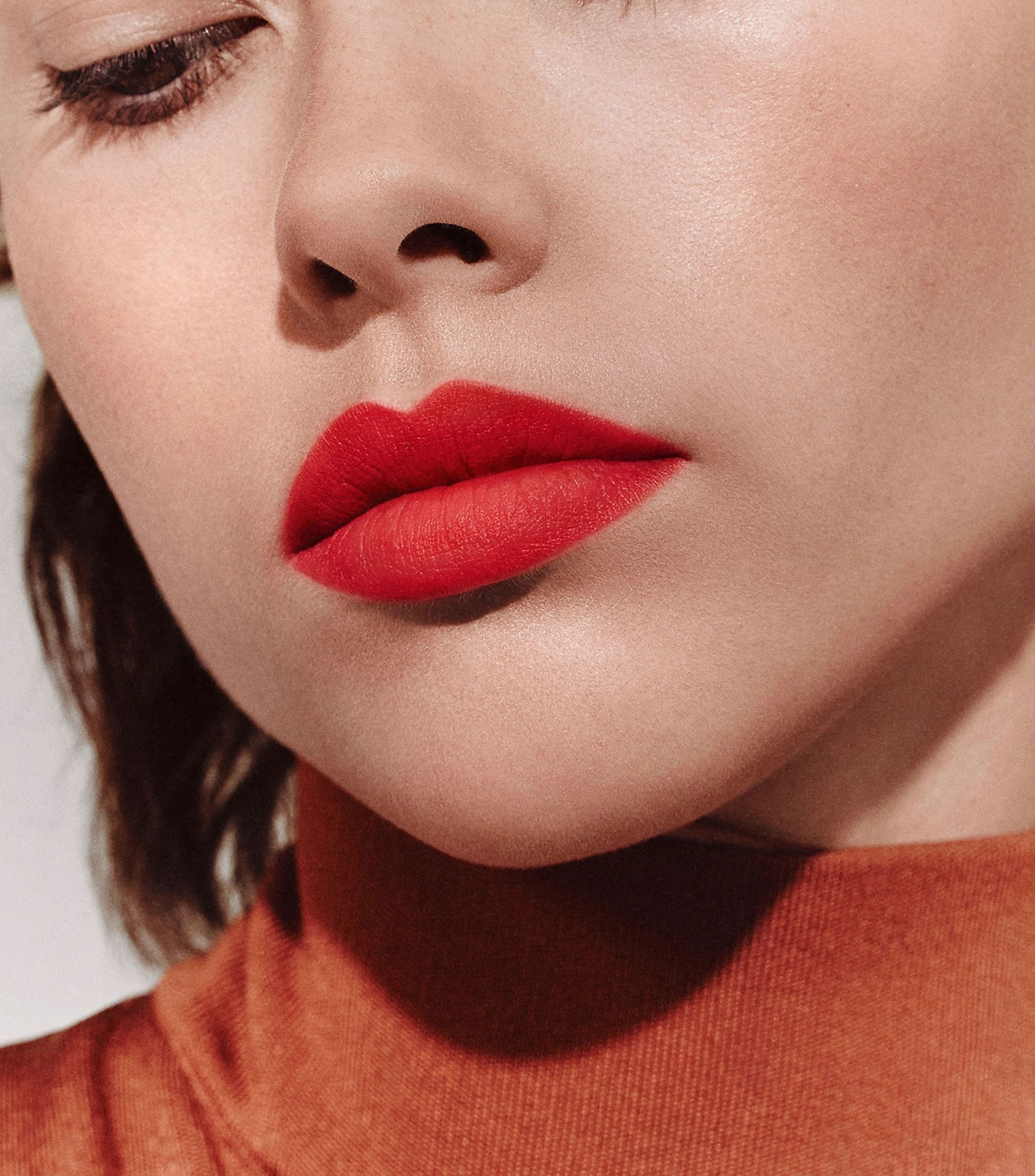 Rouge Hermès, Labial mate, Edición limitada, Orange Néon, 3.5 gr